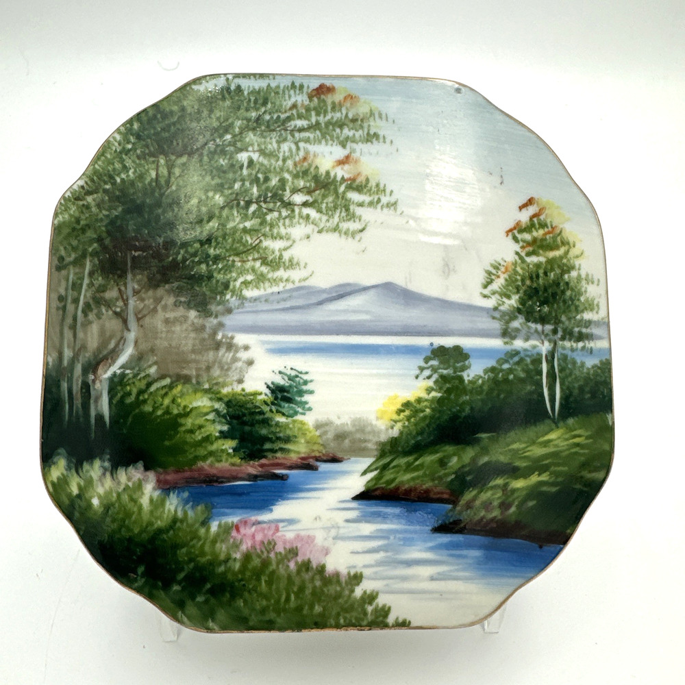 Gorgeous Vintage Kasuga Ware Japan Wall Pocket Pastural Scene Handpainted